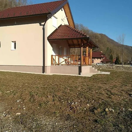 Biser Na Drini *