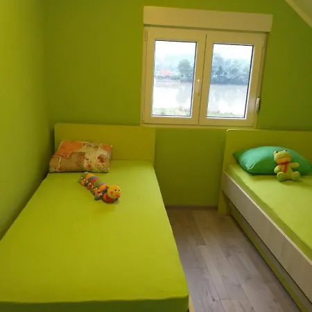 Biser Na Drini Holiday home *